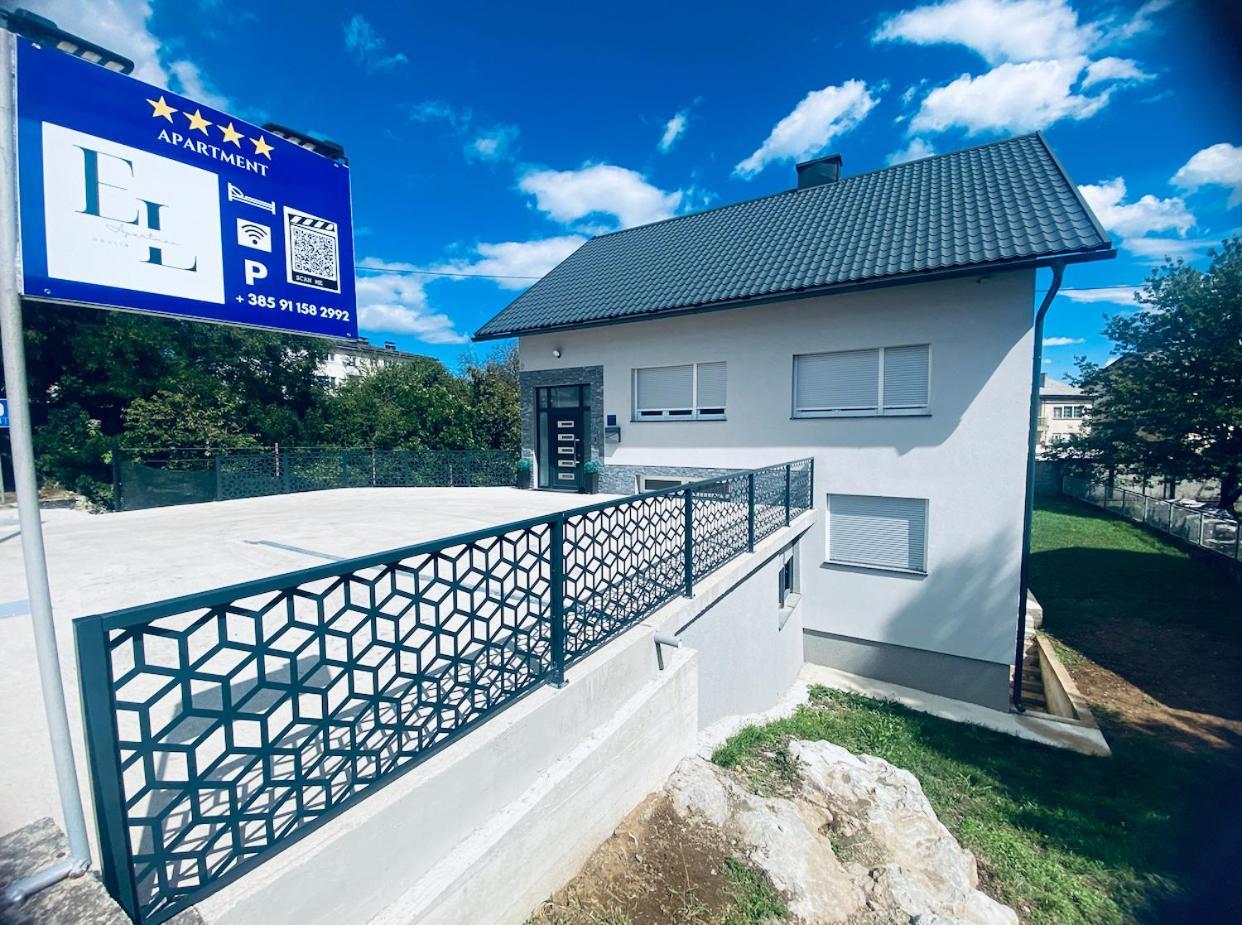 Apartman El Ogulin Bagian luar foto